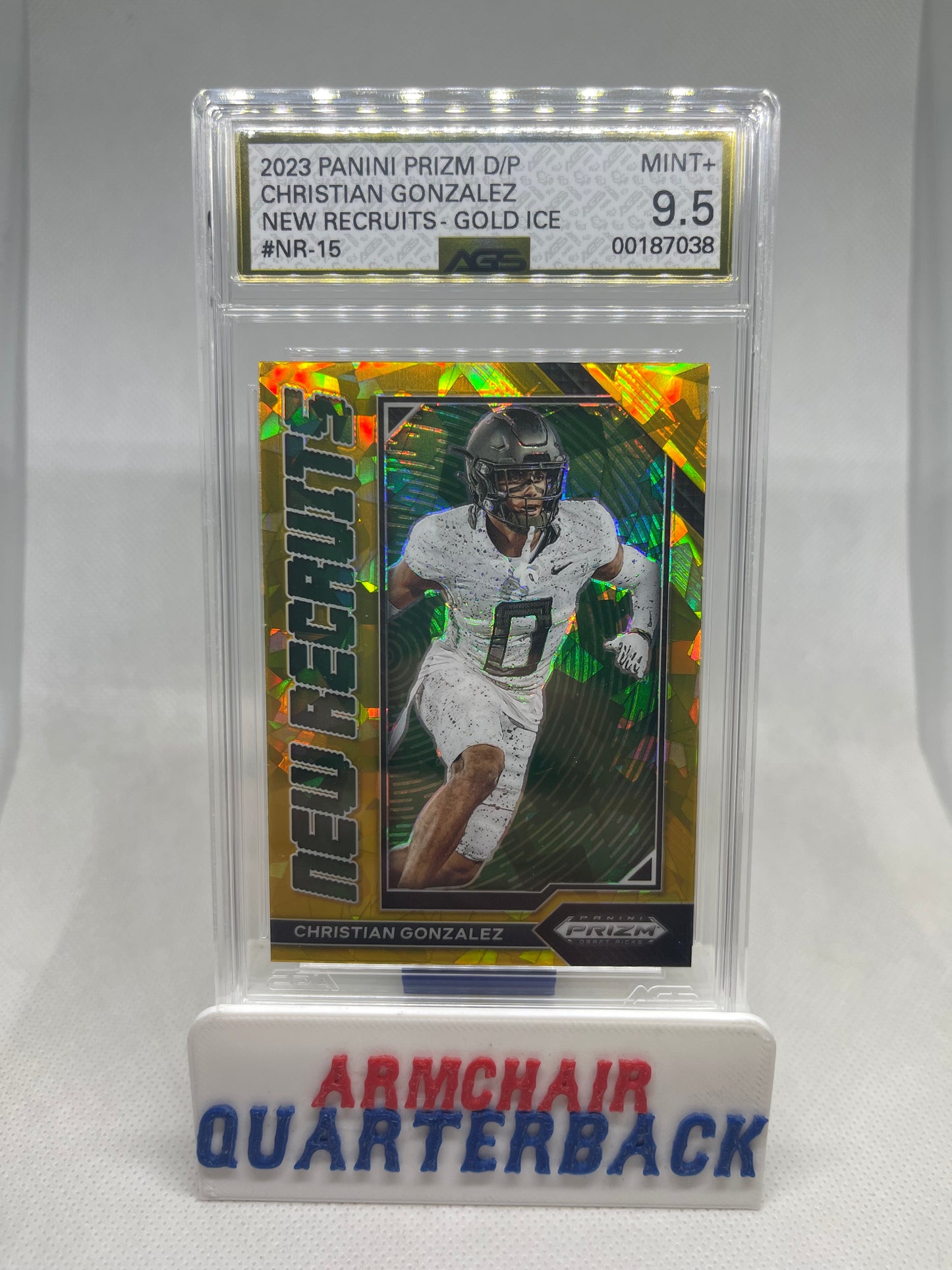 2023 Panini Prizm New Recruits Gold Cracked Ice Christian Gonzalez GRADED 9.5