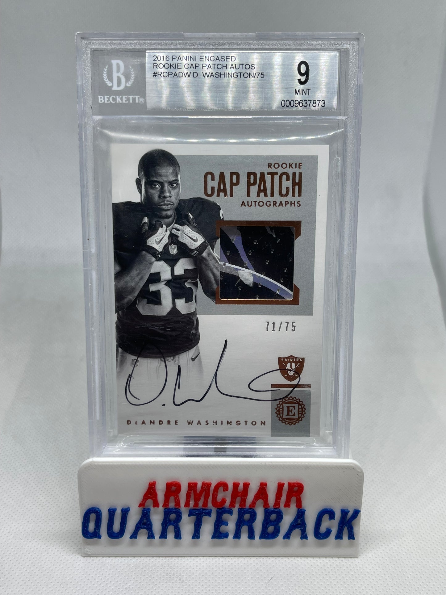 DeAndre Washington Panini Encased Rookie Cap Patch Auto #’d 71/75 BGS 9